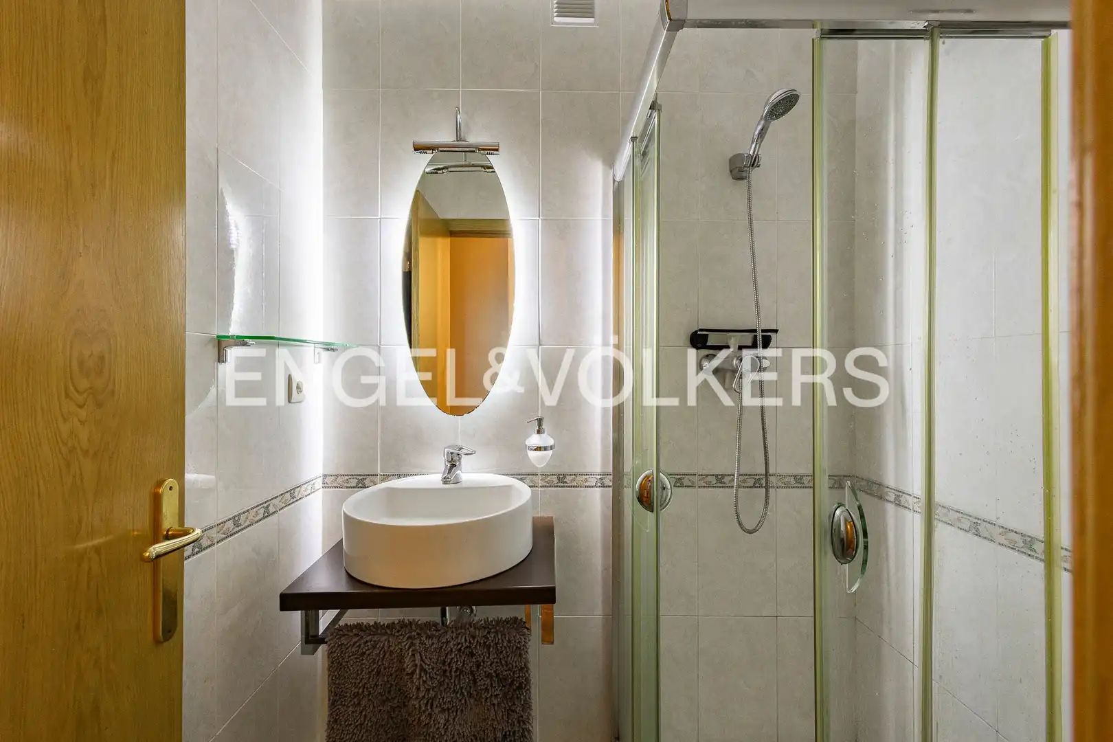 Baño de Piso en venta en Terrassa con Aire acondicionado, Calefacción y Parquet