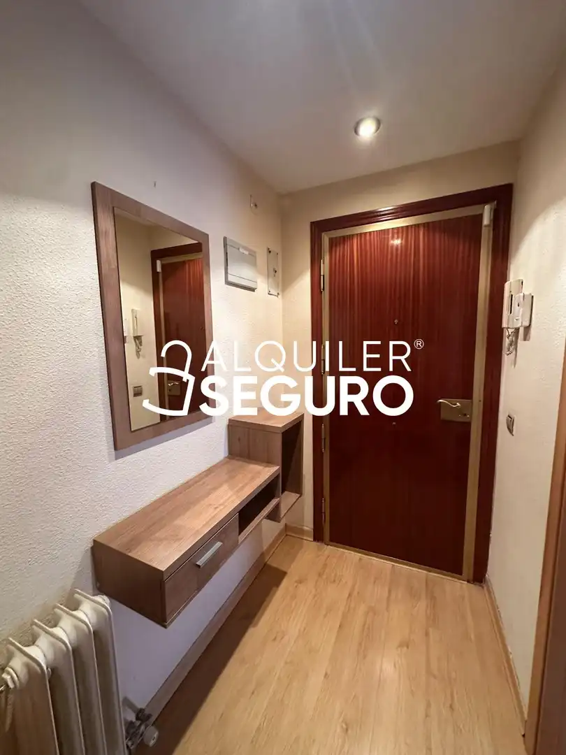 Wohnung zur Miete in Móstoles mit Klimaanlage, Heizung und Schwimmbad