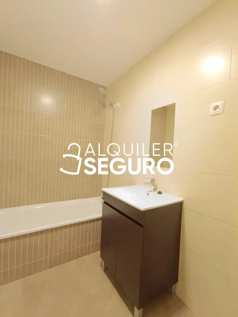 Bathroom of Flat for rent in San Nicasio - Campo de Tiro - Solagua