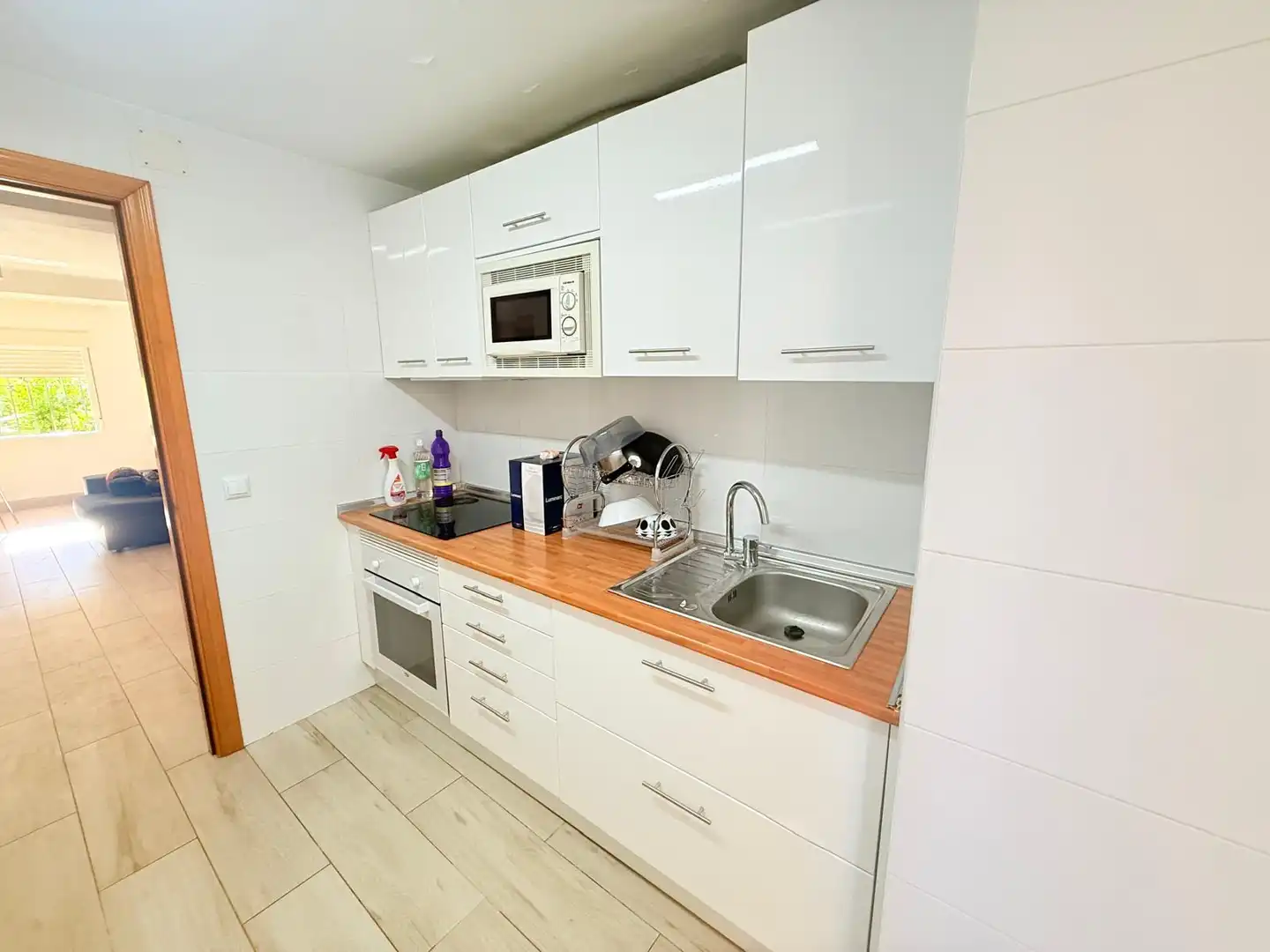 Küche von Wohnung zur Miete in Málaga mit Möbliert, Ofen und Waschmaschine
