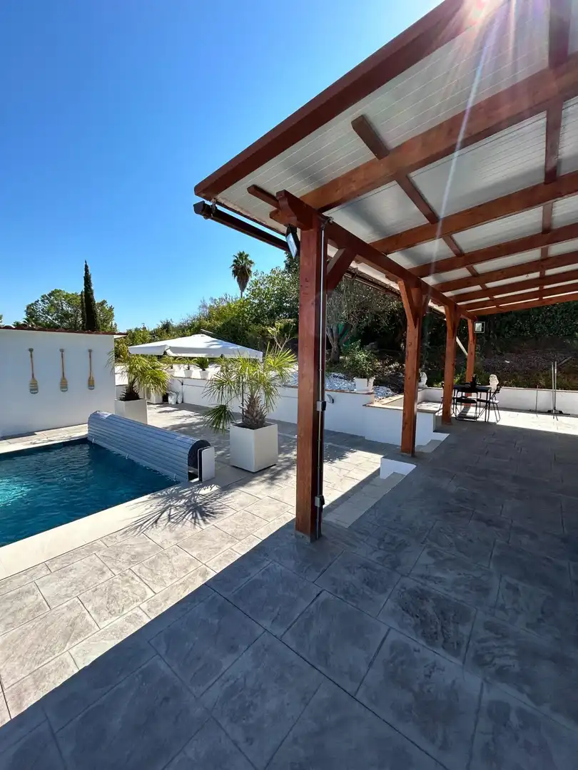 Terrassa de Casa o xalet en venda en Cártama amb Aire condicionat, Calefacció i Jardí privat