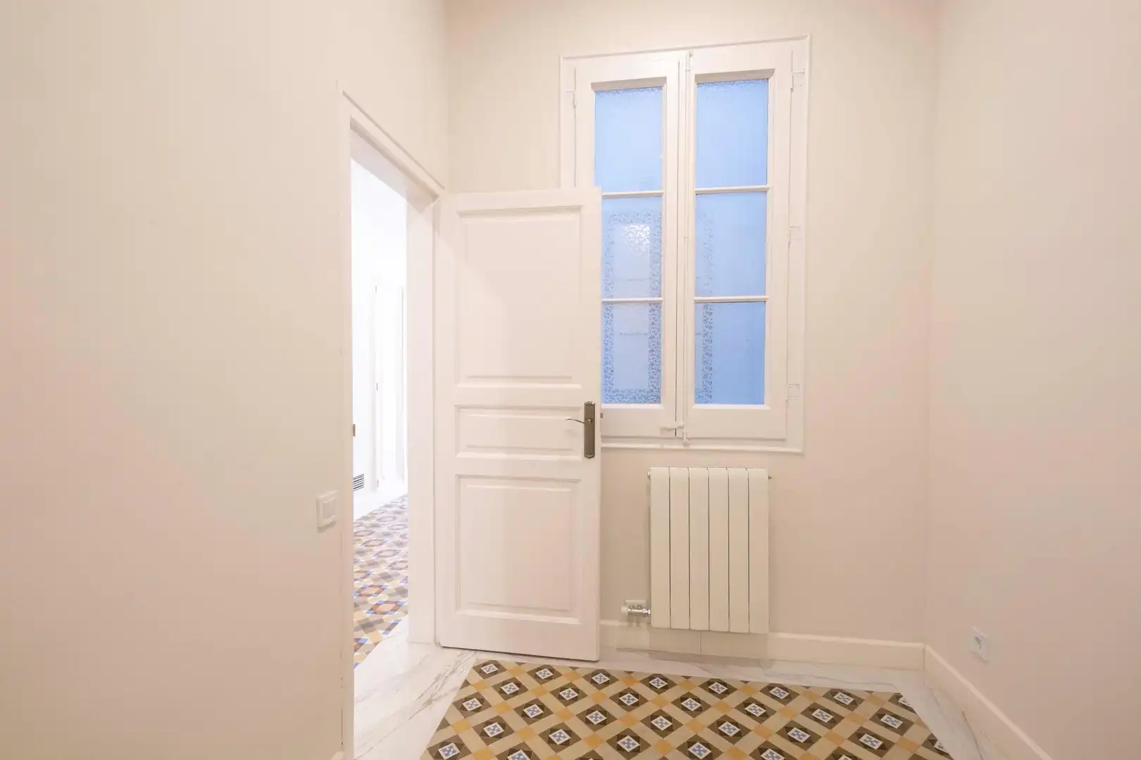 Piso de alquiler en Barcelona con Aire acondicionado, Calefacción y Balcón