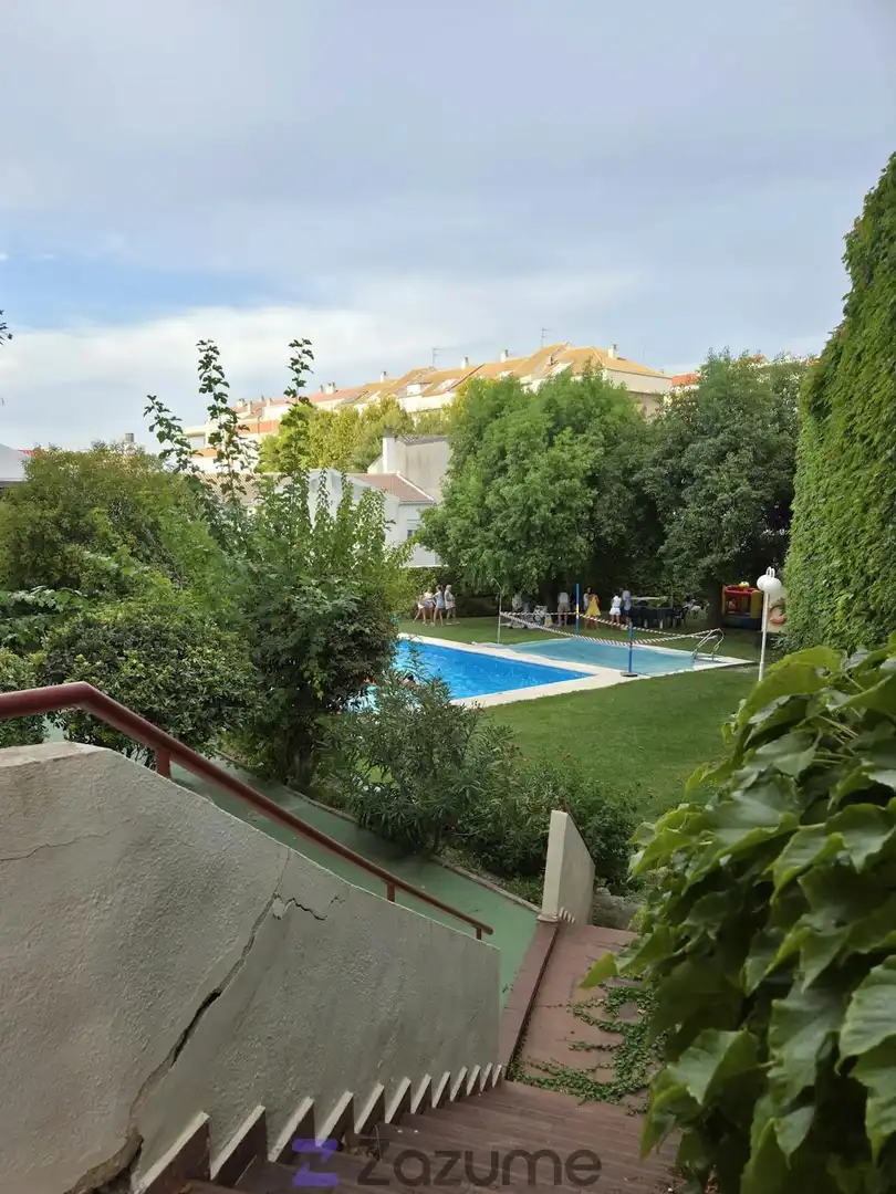 Piscina de Piso de alquiler en Jaén con Jardín privado, Piscina y Amueblado