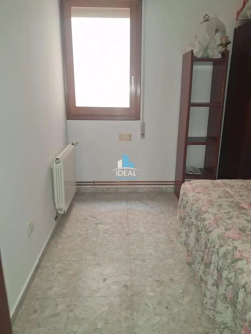 Habitación de Piso en venta en Don Benito con Aire acondicionado, Calefacción y Amueblado