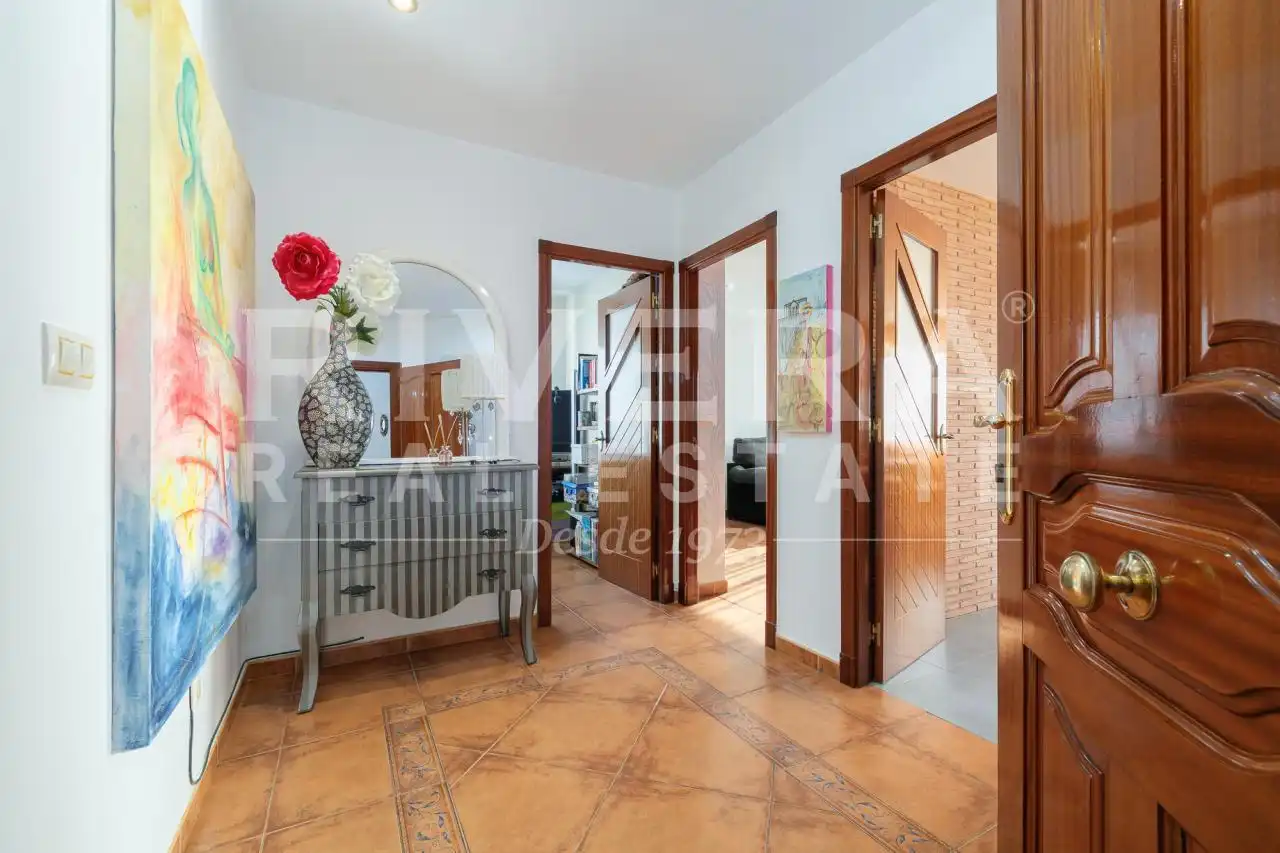 Casa o chalet en venta en Vigo  con Calefacción, Jardín privado y Parquet