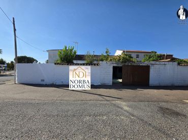 Casa rústica en venta en Las Ventas de San Julián