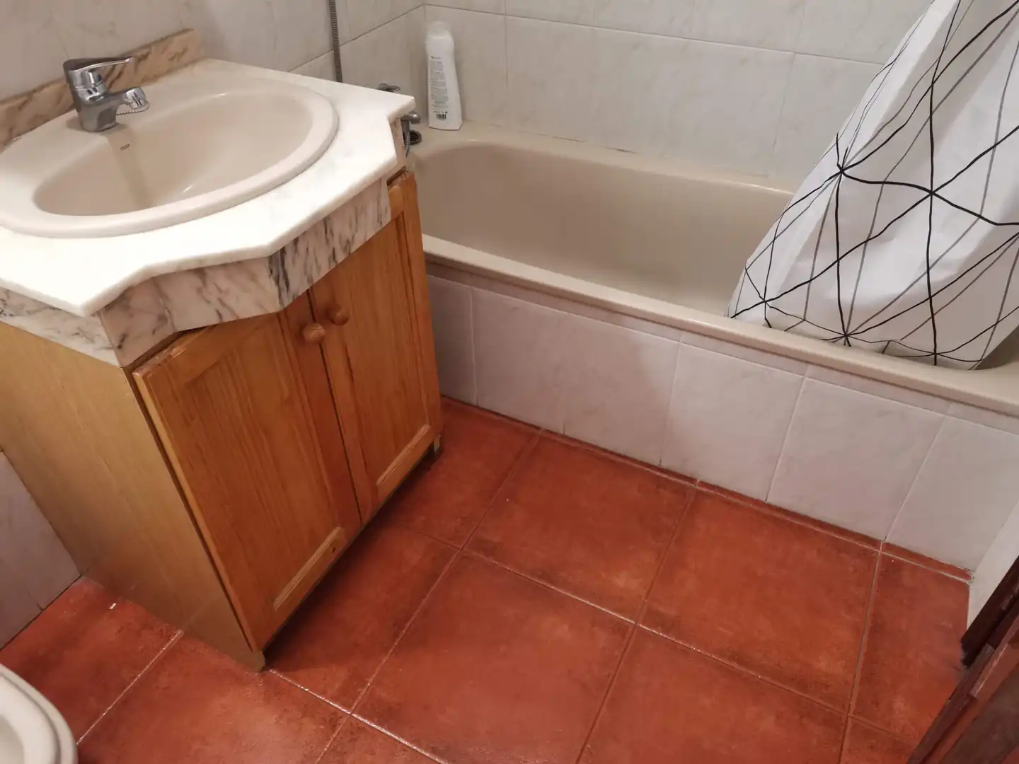 Bathroom of Flat for sale in San Cristóbal de la Laguna  with Furnished