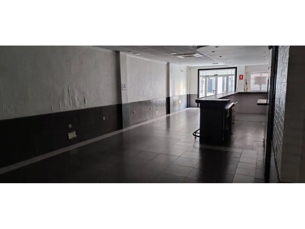 Local comercial en venta en Calle Julián Arcas Lacal, imagen 13