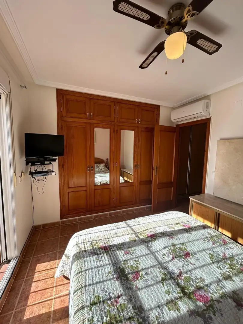 Dormitori de Dúplex en venda en Torrevieja amb Aire condicionat, Terrassa i Piscina comunitària
