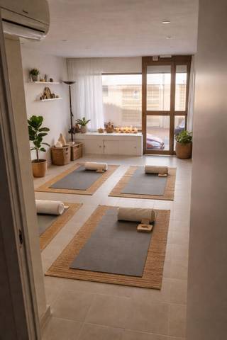 Local comercial en Alquiler en Calle Santo Sepulcro de la Quinta en Bola de Oro