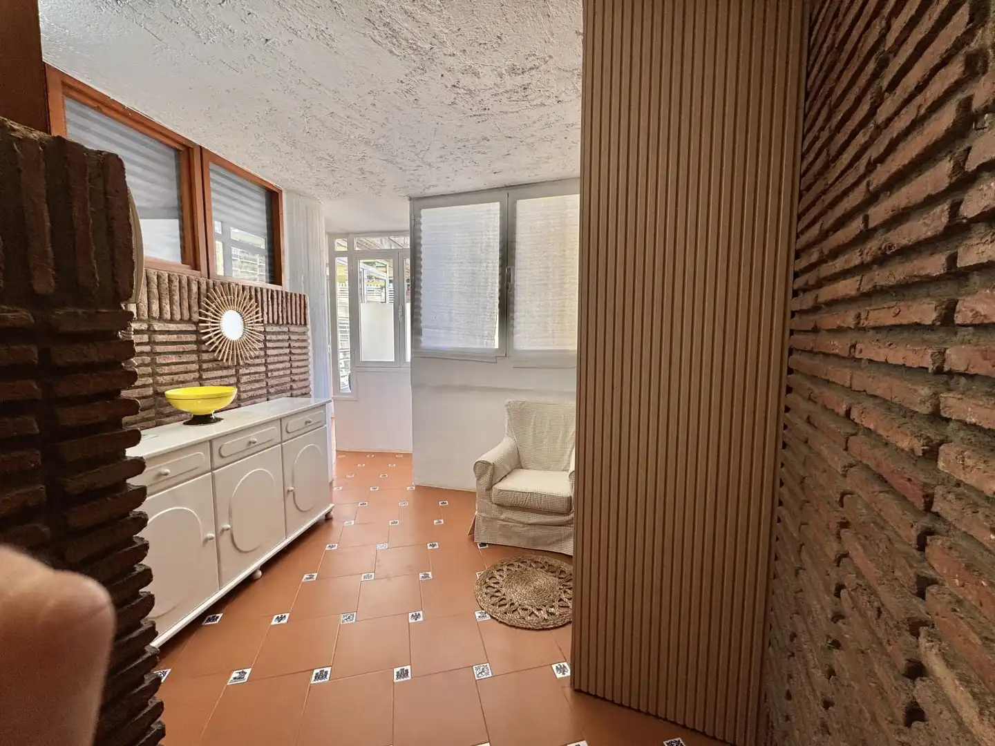 Apartment with terrace for sale in Subordan 2