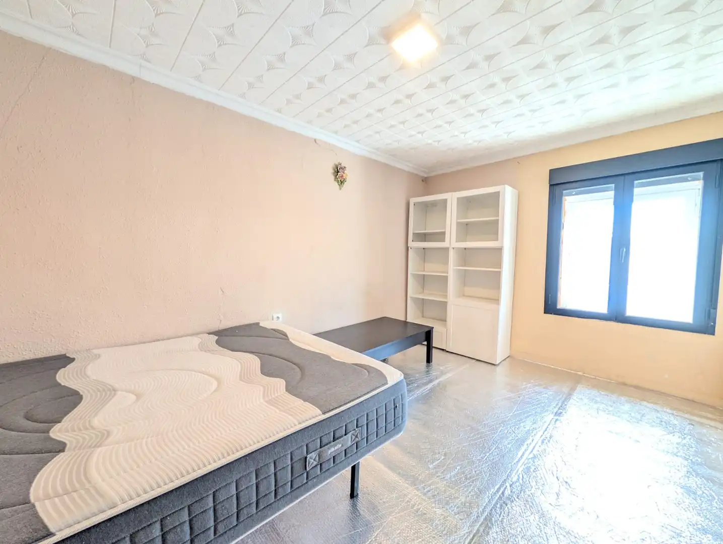 Dormitori de Casa o xalet en venda en Zaragoza amb Aire condicionat, Terrassa i Moblat