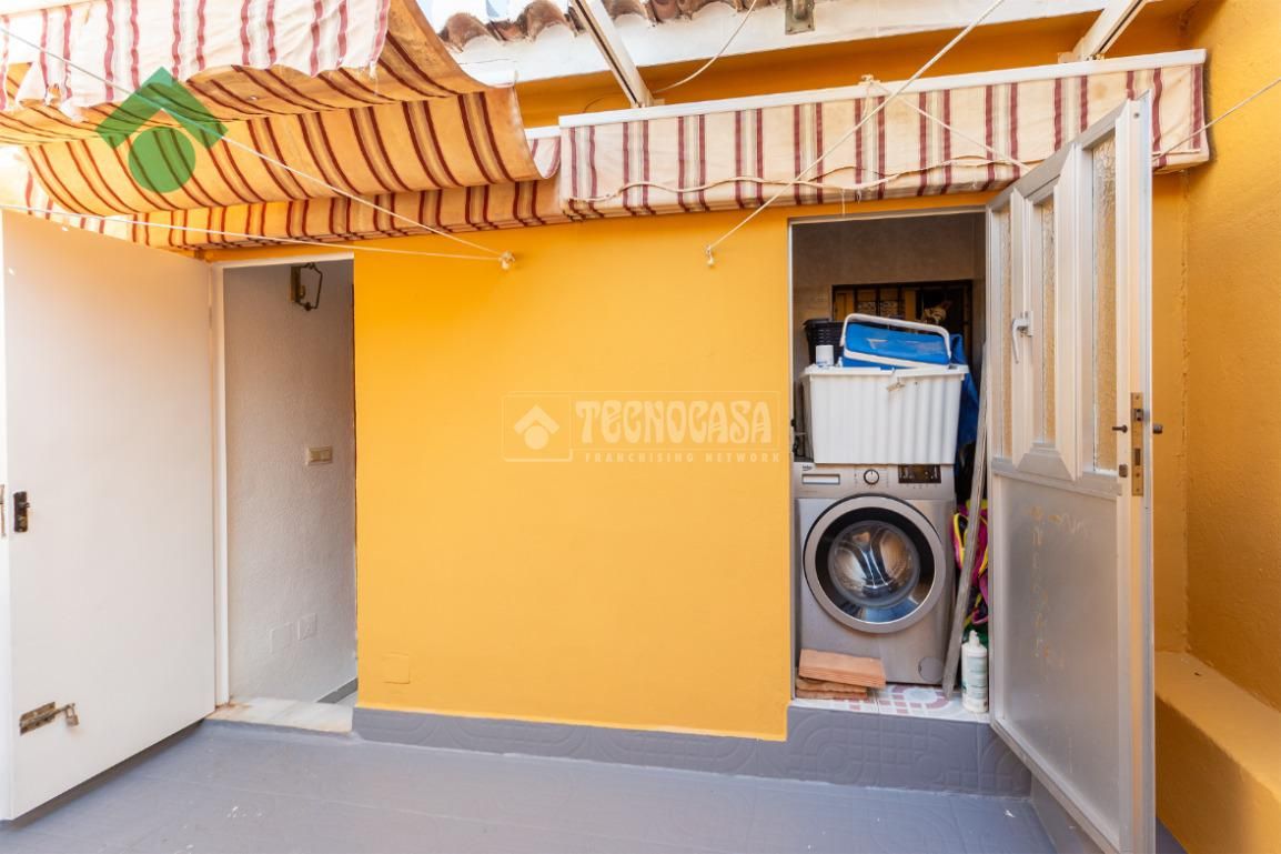 Exterior view of Single-family semi-detached for sale in Almuñécar