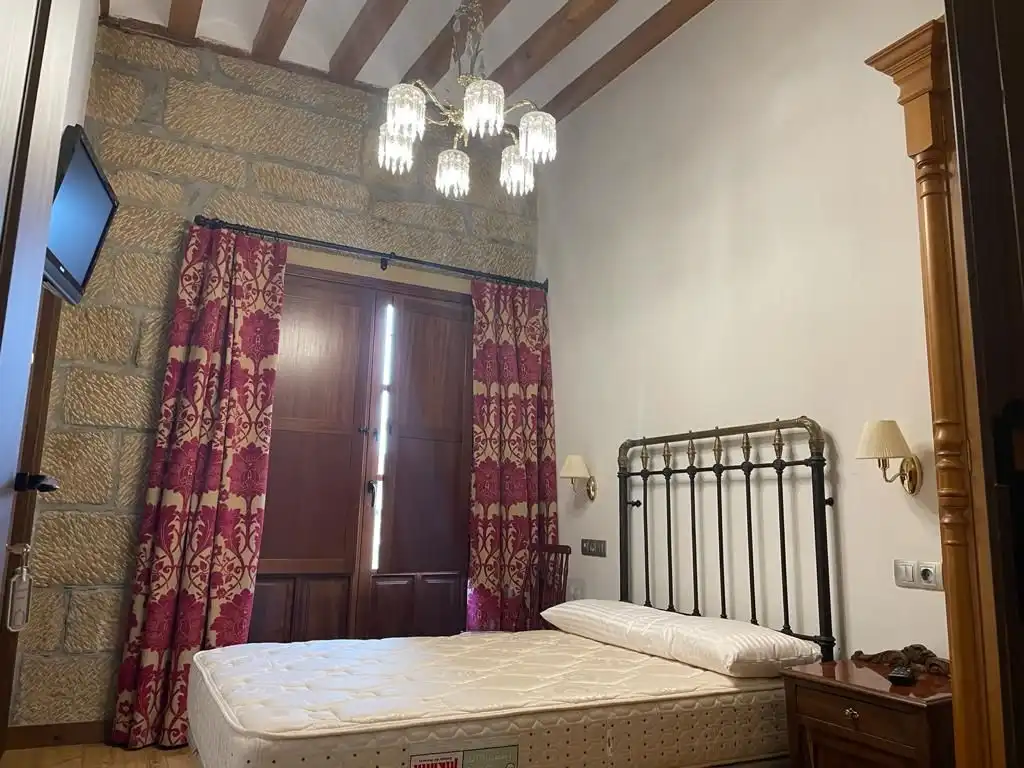 Country house zum Verkauf in Calle Mayor, Castañares de Rioja