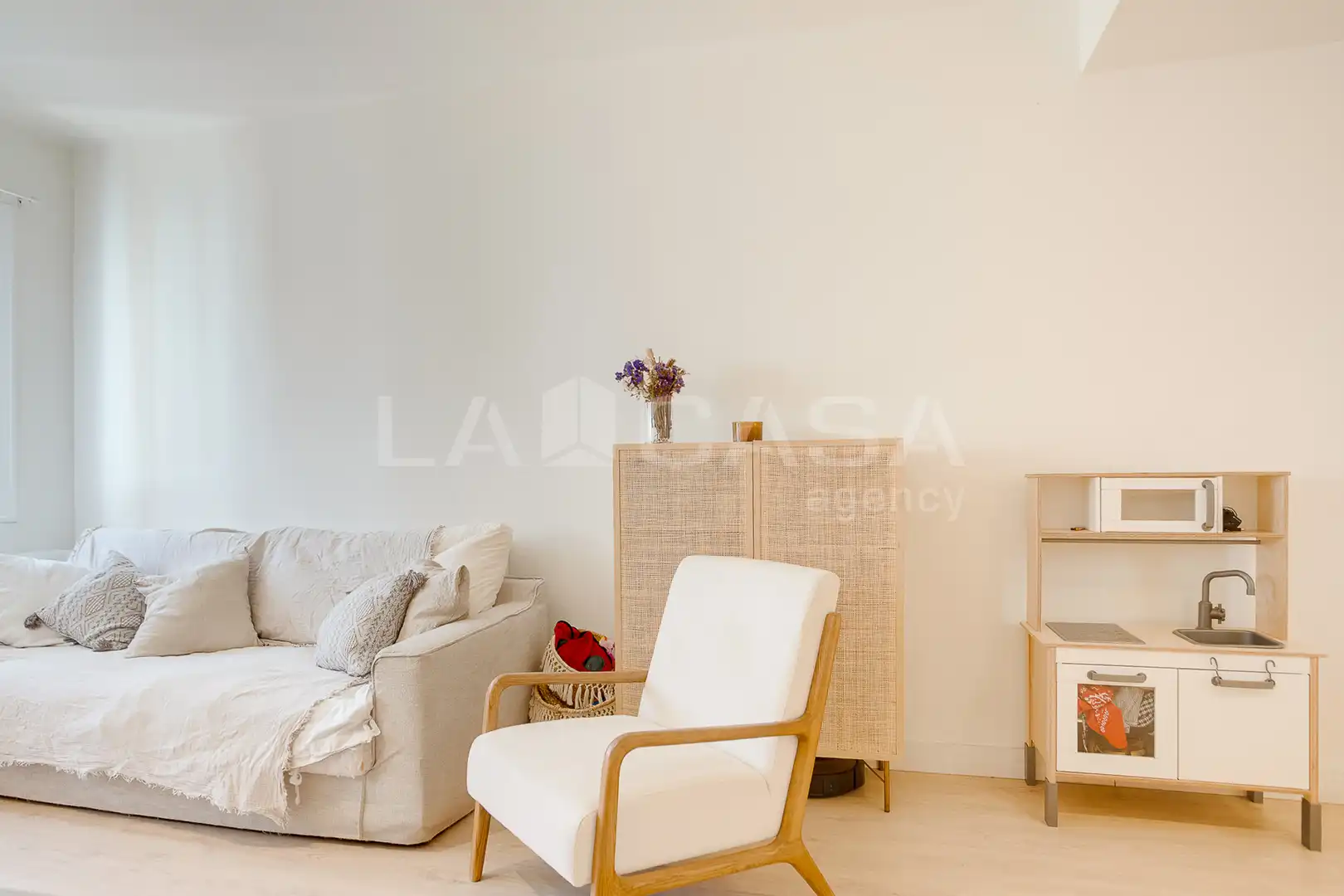 Sala de estar de Piso en venta en Barcelona con Balcón