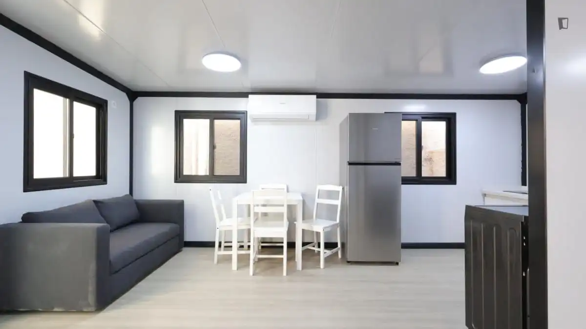 Sala de estar de Apartamento de alquiler en Madrid con Aire acondicionado, Calefacción y Amueblado