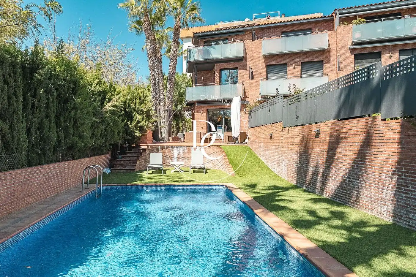 Piscina de Casa o chalet en venta en Sitges con Aire acondicionado, Calefacción y Jardín privado
