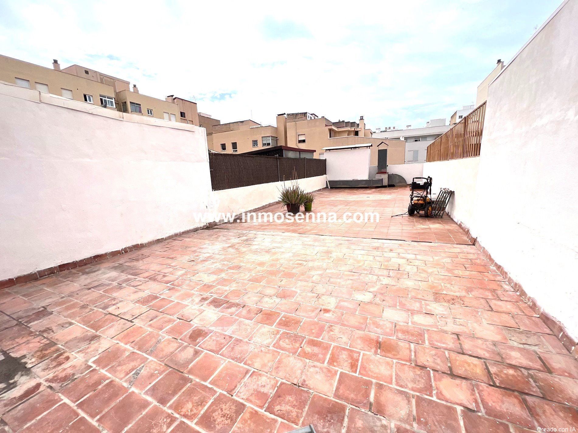 Exterior view of Flat for sale in  Palma de Mallorca  with Terrace, TV and Balcony