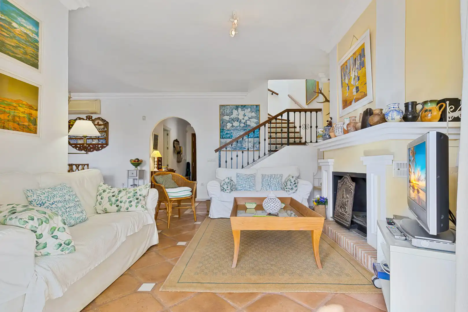 Sala de estar de Casa o chalet en venta en Marbella con Terraza y Piscina comunitaria
