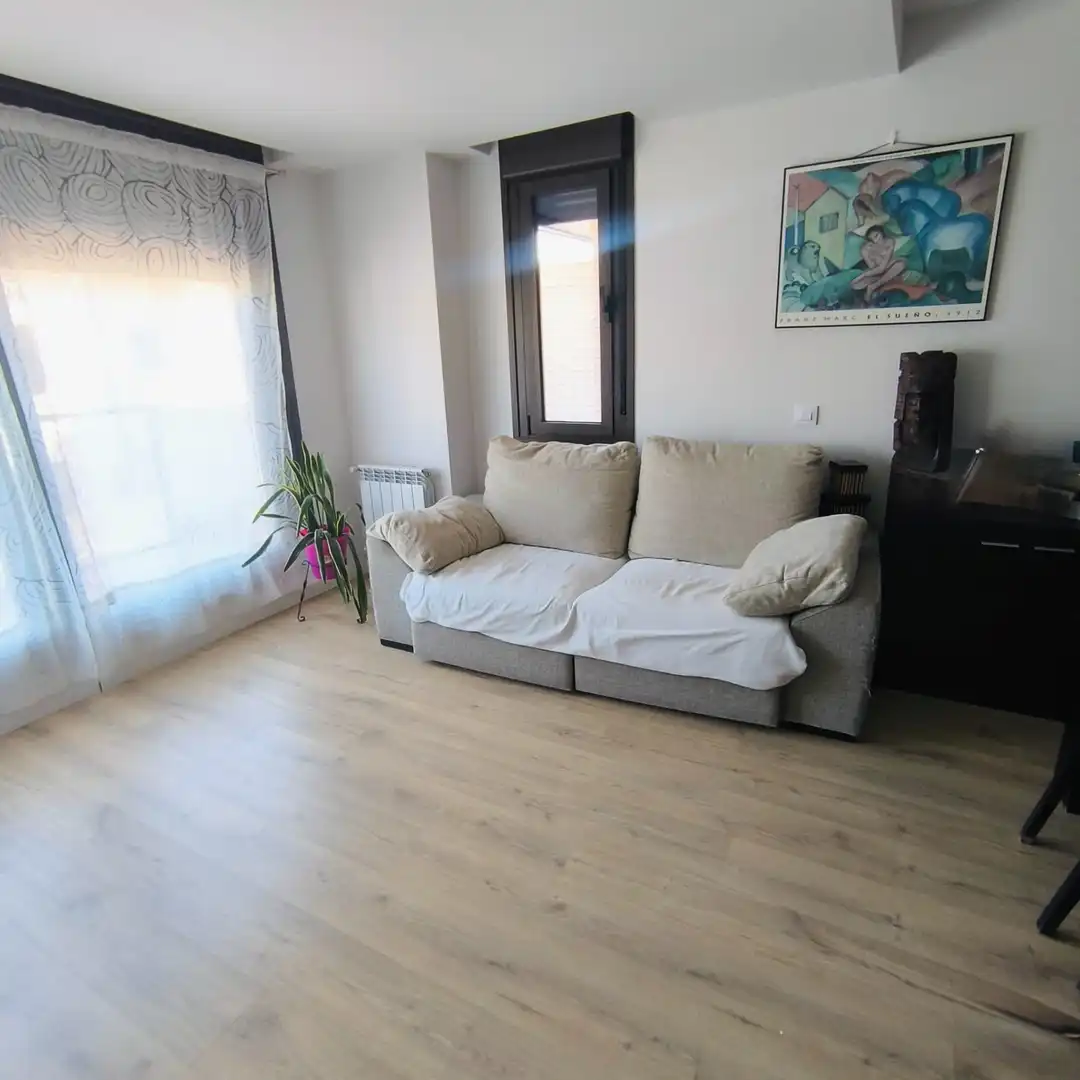 Living room of Flat for rent in Moralzarzal  with Heating, Terrace and Storage room