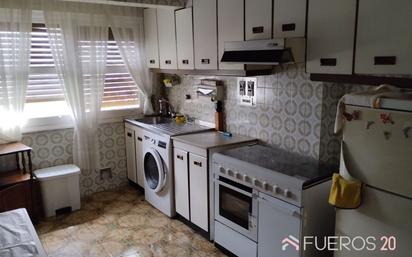 Kitchen of Flat for sale in Barakaldo 