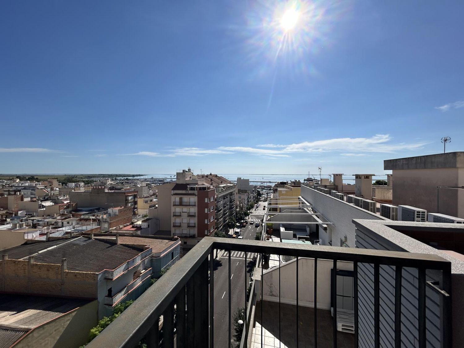 Exterior view of Apartment for sale in Sant Carles de la Ràpita  with Air Conditioner, Heating and Parquet flooring