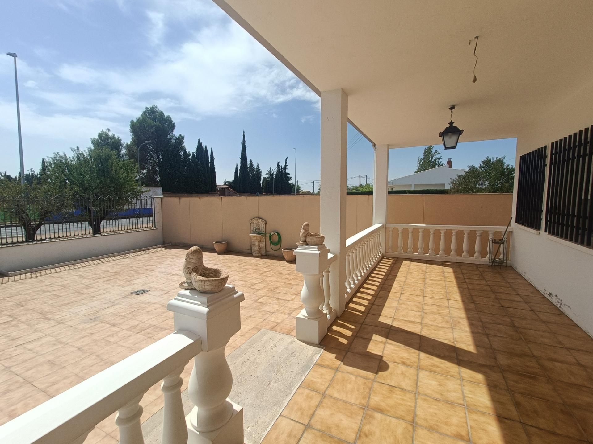 Terrace of House or chalet for sale in Las Labores    with Heating and Terrace