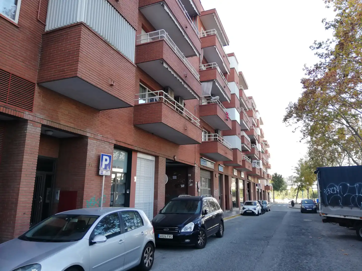 Exterior view of Garage for sale in Badalona