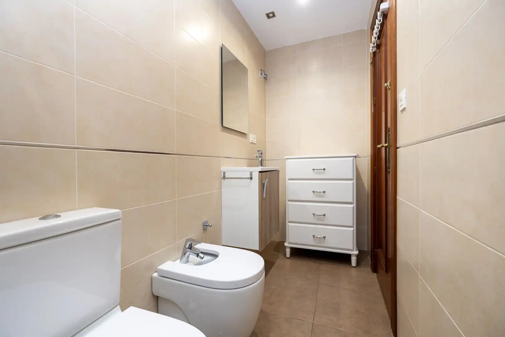 Baño de Casa adosada en venta en Motril con Aire acondicionado, Calefacción y Terraza