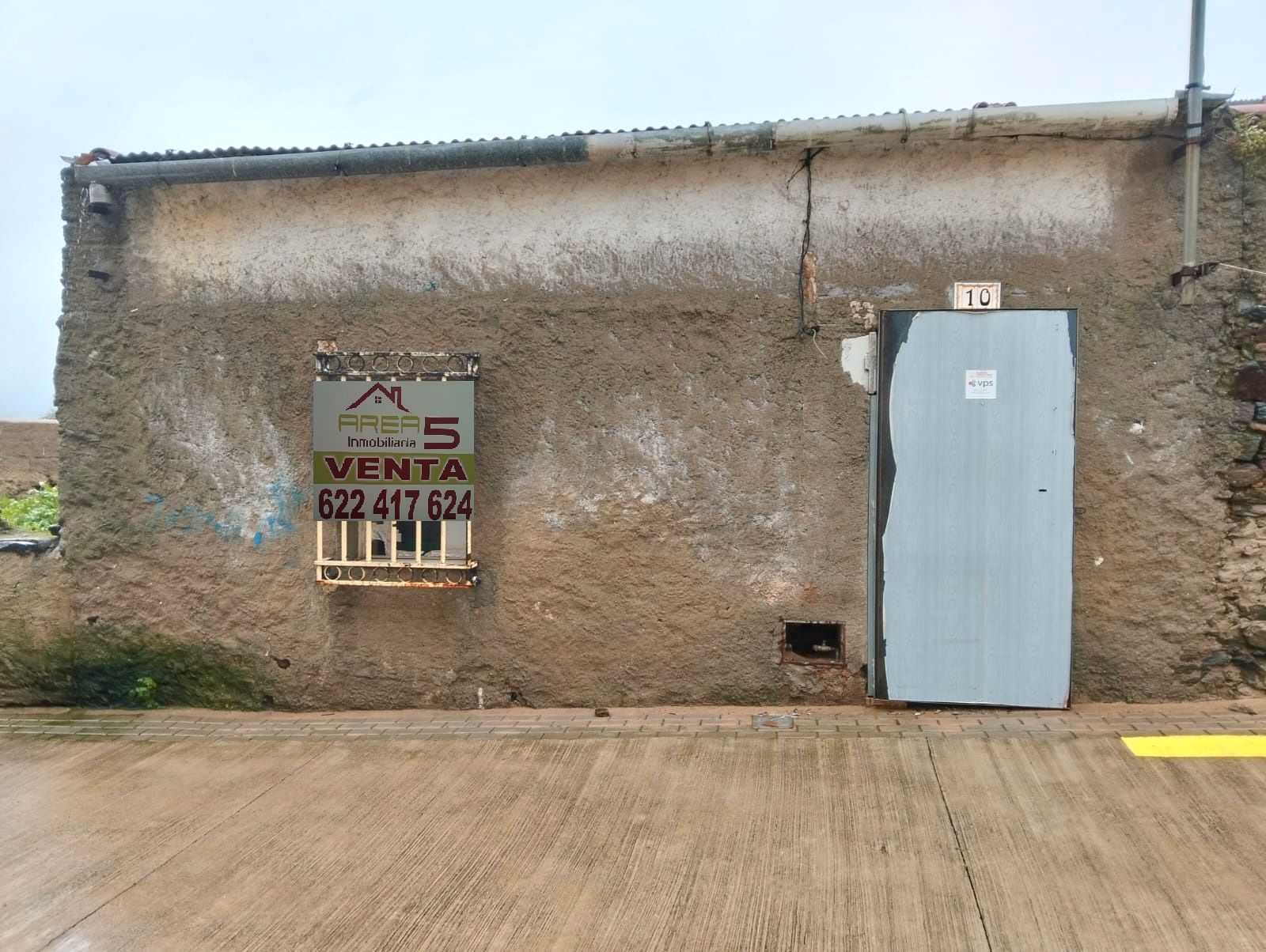 Vista exterior de Casa adosada en venda en Logrosán