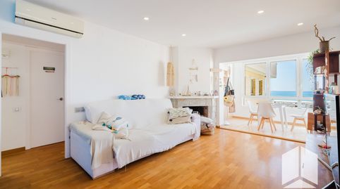 Foto 2 de Piso en venta en Carrer Carme, Lluminetes, Castelldefels