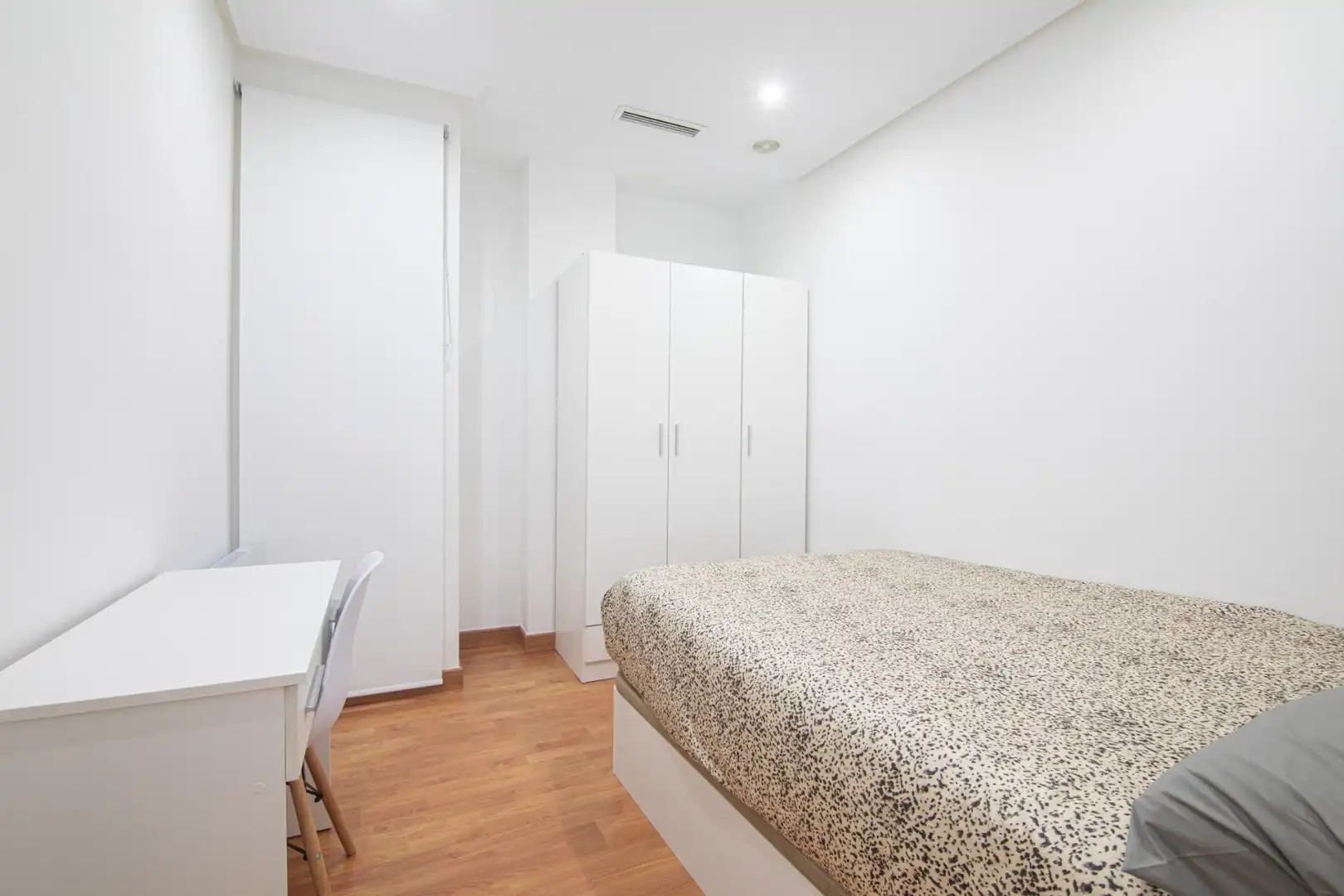 Bedroom of Flat for sale in Elche / Elx  with Air Conditioner and Furnished