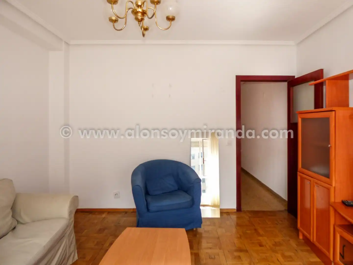 Wohnzimmer von Wohnung zur Miete in Oviedo  mit Heizung, Parkett und Möbliert
