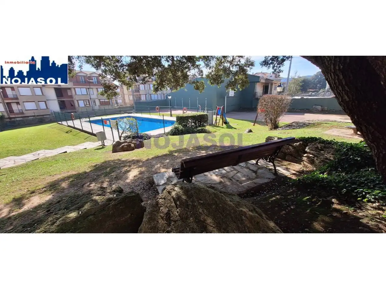 Piscina de Apartament de lloguer en Noja amb Calefacció, Terrassa i Traster