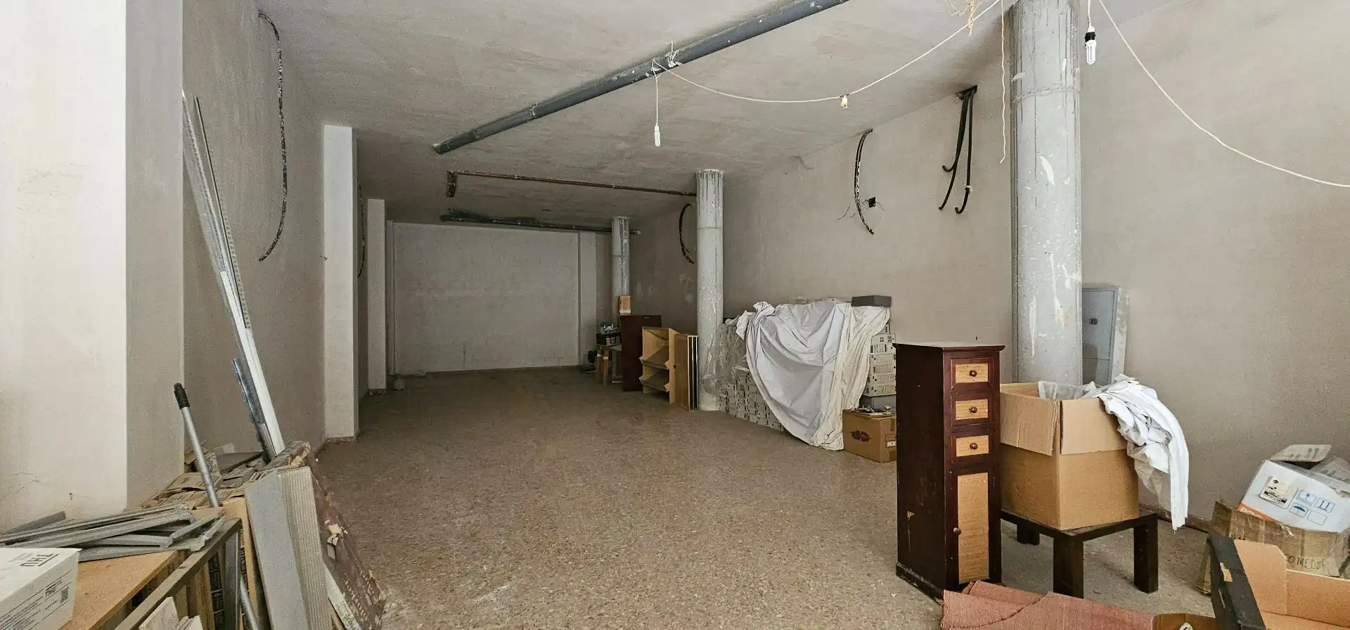 Business premises for sale in TOMAS Y VALIENTE