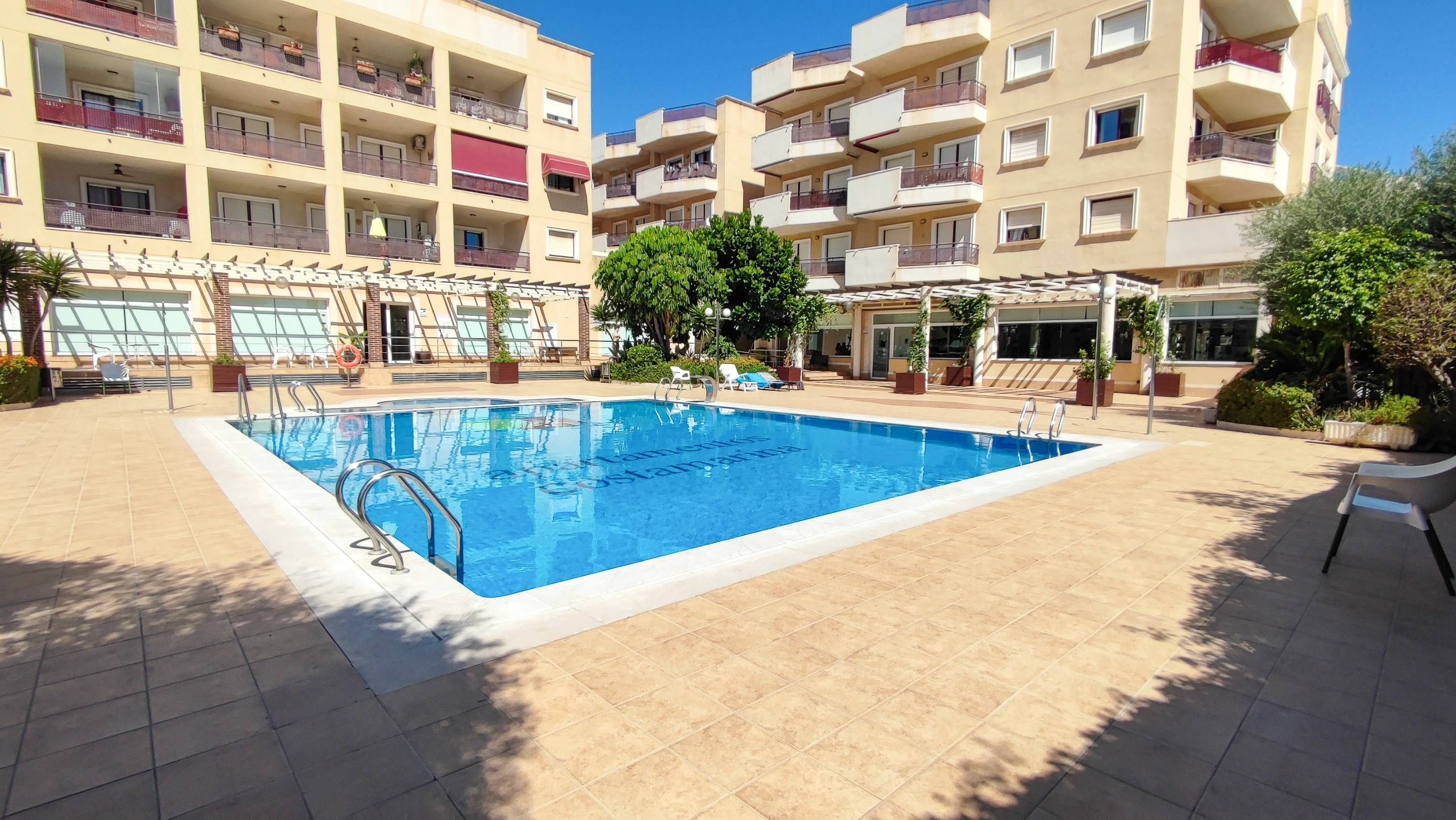 Piscina de Apartamento en venta en Orihuela con Aire acondicionado, Terraza y Piscina comunitaria