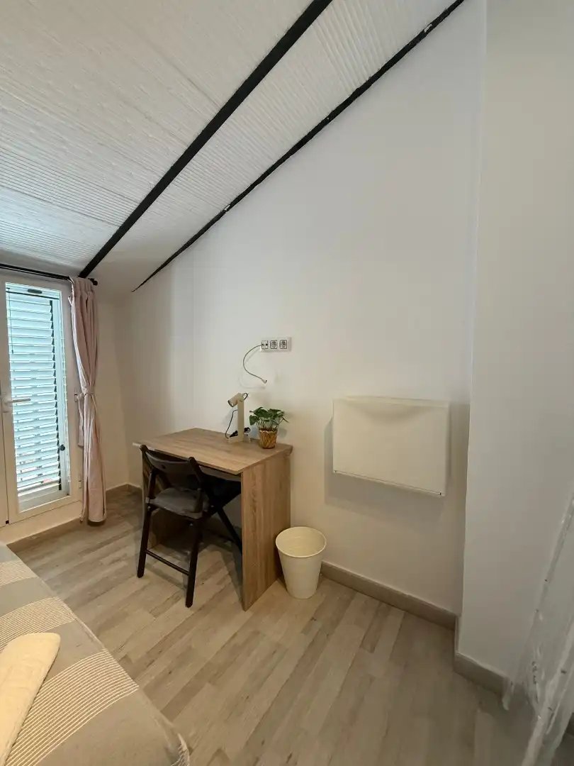 Room in Calle Alcalde Ronquillo, 20, Martiricos - La Roca - La Rosaleda