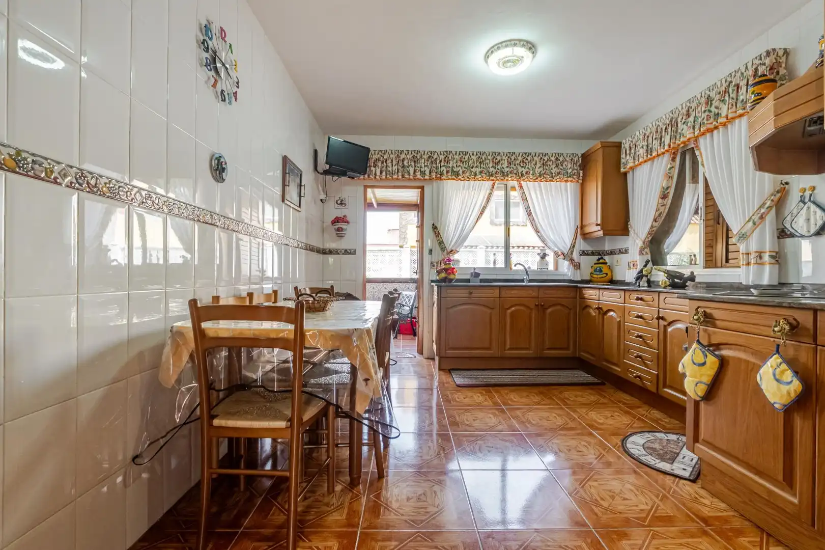 Kitchen of Houses for sale in Arucas