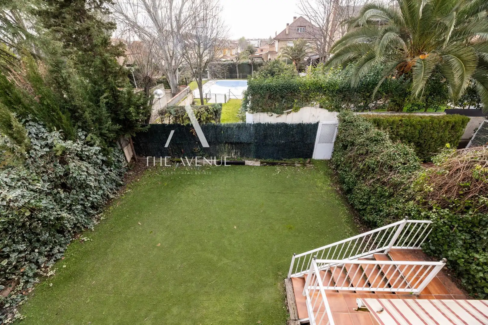 Jardí de Casa adosada en venda en Pozuelo de Alarcón amb Calefacció, Jardí privat i Terrassa