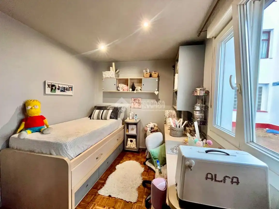 Habitación de Piso en venta en Santander con Calefacción