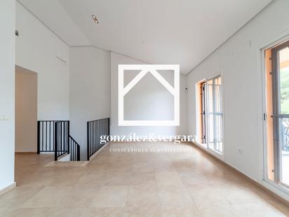 Single-family semi-detached for sale in Chiva  with Air Conditioner, Private garden and Terrace