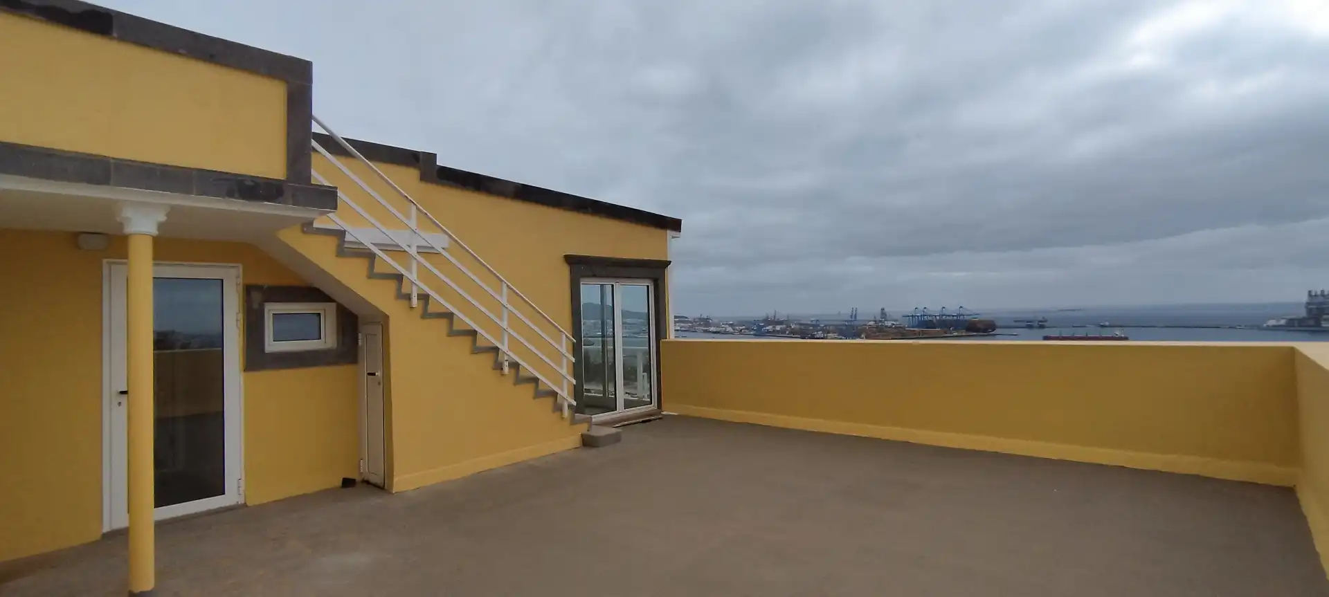 Terrasse von Büro zur Miete in Las Palmas de Gran Canaria mit Klimaanlage, Terrasse und Balkon
