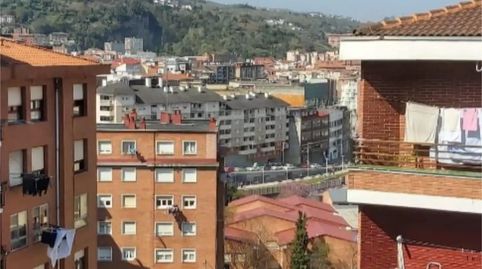 Foto 2 de Pis en venda a Arane Kalea, 9, Iralabarri, Bilbao