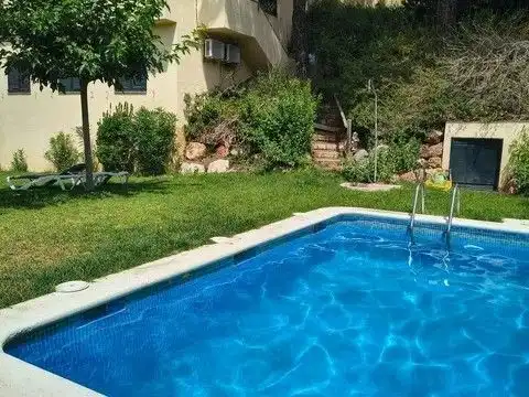 Schwimmbecken von Haus oder Chalet zum Verkauf in Begur mit Klimaanlage, Heizung und Privatgarten