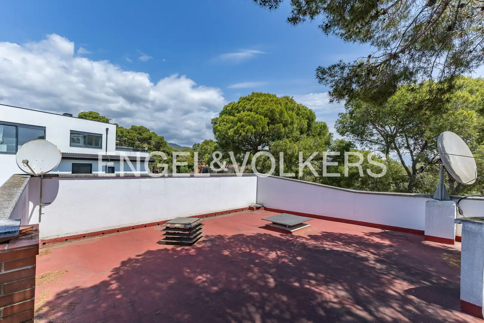 Terrassa de Casa o xalet en venda en Castelldefels amb Calefacció, Jardí privat i Terrassa