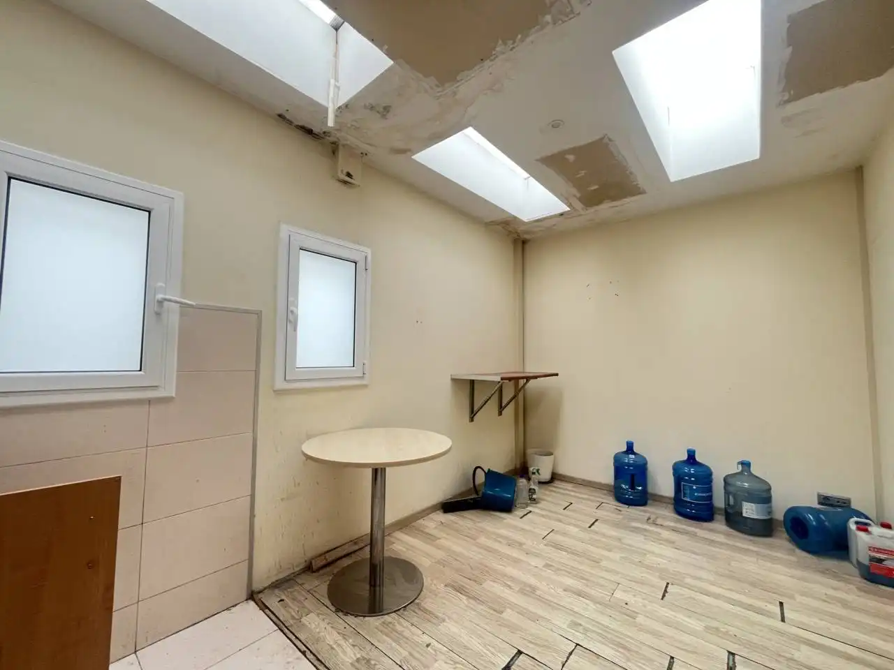 Oficina de lloguer en Centre - Sant Josep - Sanfeliu