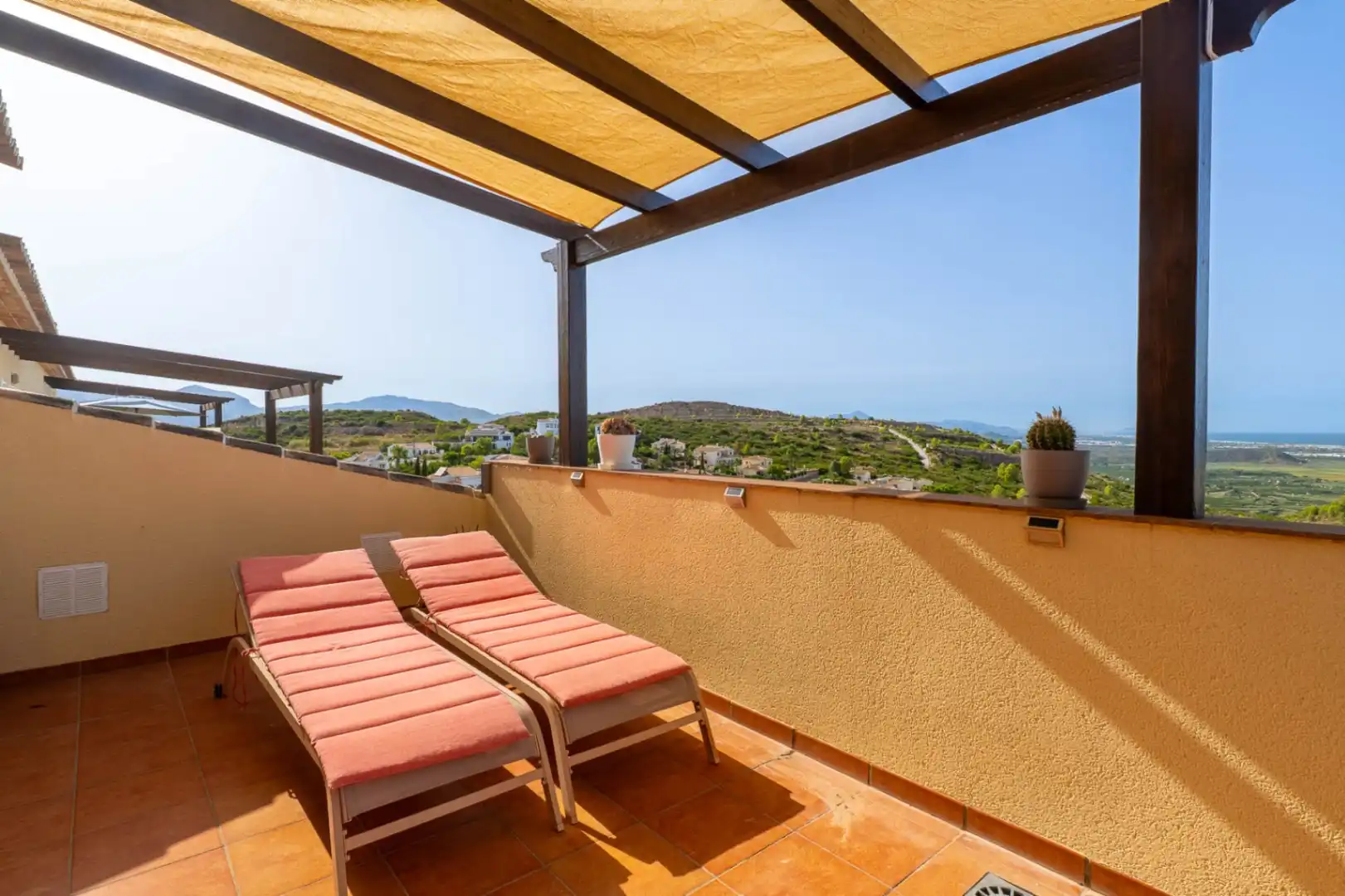 Terraza de Apartamento en venta en El Ràfol d'Almúnia con Calefacción, Terraza y Piscina