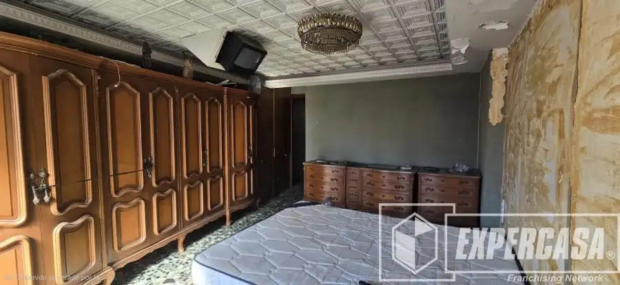 Schlafzimmer von Gebäude zum Verkauf in Silla