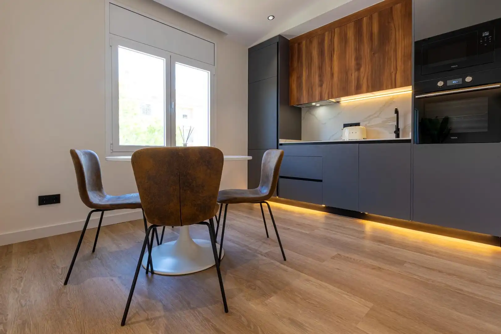 Kitchen of Flat for sale in Sant Pere de Ribes  with Air Conditioner, Parquet flooring and Terrace