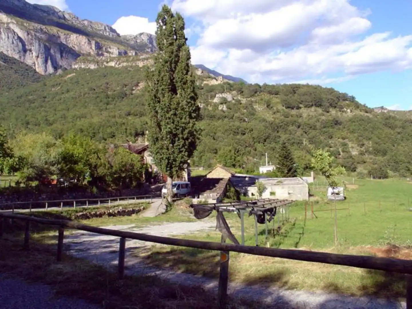Jardí de Finca rústica en venda en El Pueyo de Araguás